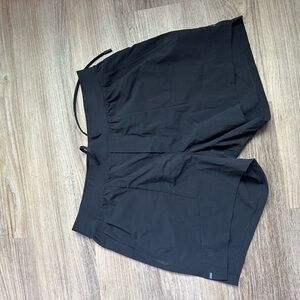 Lululemon license to train Shorts